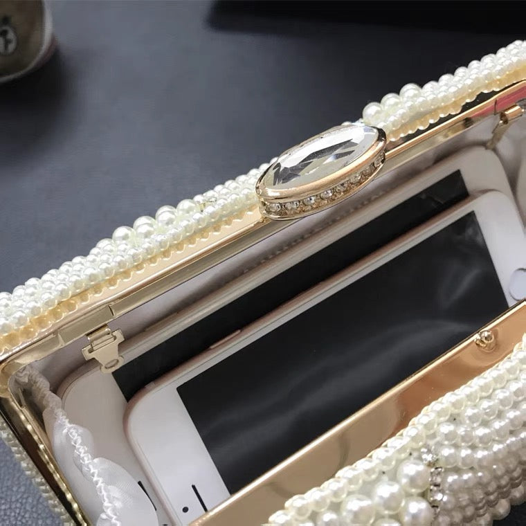 Aurora Pearl Clutch.